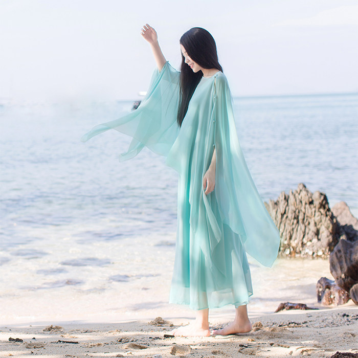 Junior junior 2023 summer seaside Chinese style female wear long thin snow spinning and sunscreen shawl