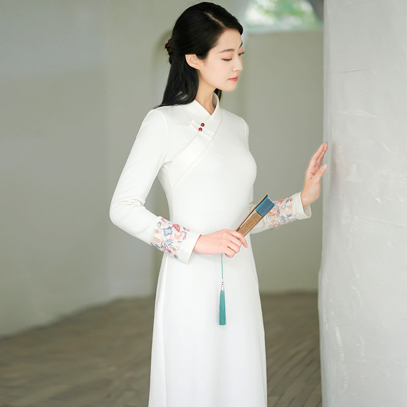 First cicadas qipao Autumn Winter China Wind 2021 New Women's Dress Improved Hanfu Chinese White Zen Pastry Tea Suit Foreign Dress