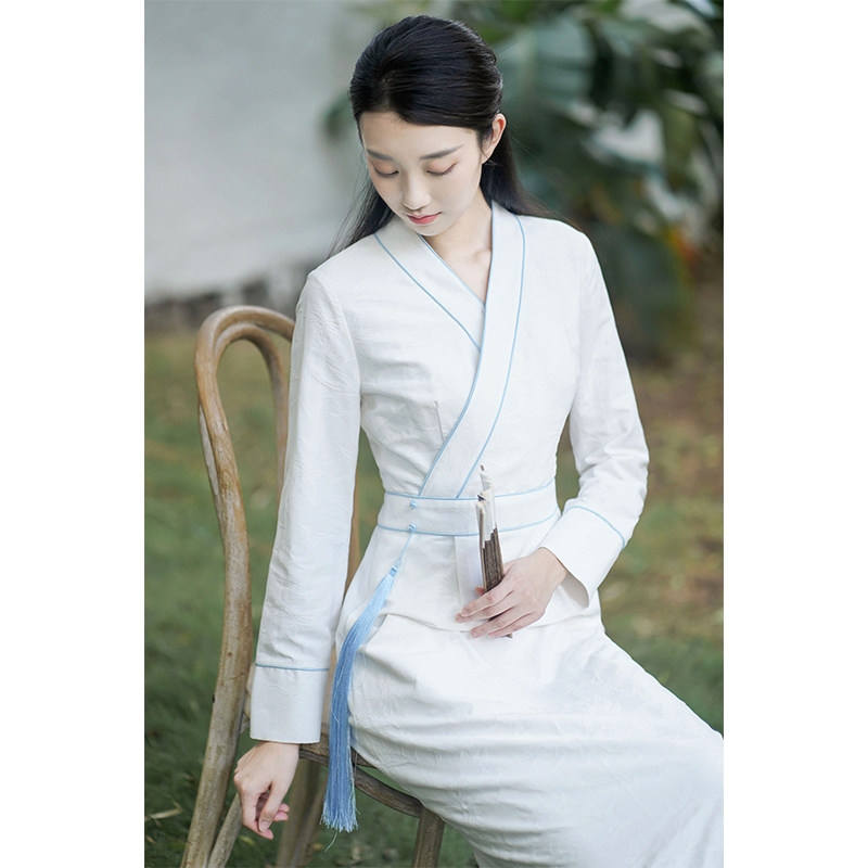 Early cicadas Chinese style Chinese wind female clothing white turncoat Improved hanfu qipao Current cotton numb long sleeve foreign dress