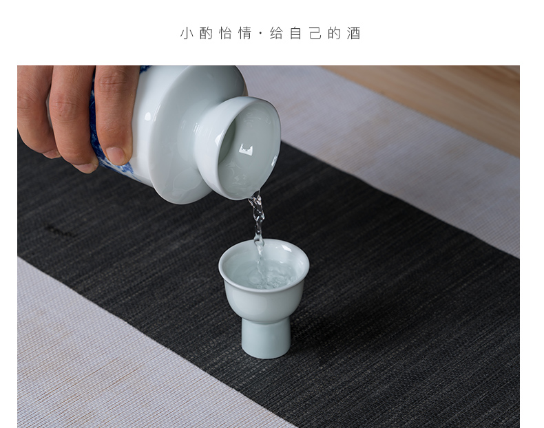 Jingdezhen ceramic cups of household of Chinese style restoring ancient ways wine suits for shadow blue half a small handleless wine cup liquor cup