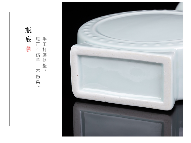 Jingdezhen creative an empty bottle bottles home antique white wine wine bottle sealed ceramic jars mailed to pack a kilo
