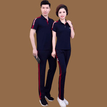Middle-aged couple sports suit summer short-sleeved T-shirt leisure mom and dad couple fashion lovers middle-aged