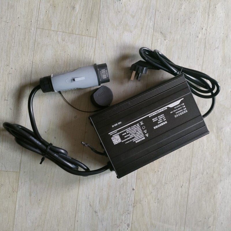 Fulu Meike Coolike Niuniu Lichi Mika Jilelo Road Electric Four-Wheeler Charger Charger Original
