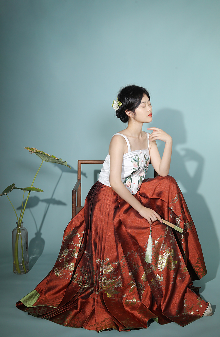 (Zhilantine) 2022 Spring-loaded Hanfu Original Vejin Spring Garden 100 Songzhu Changqing Horse noodles to wait for construction period