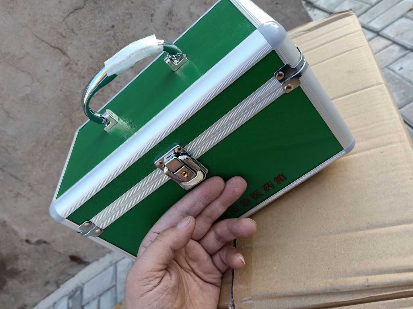 Training of emergency medical box for military fans for public class training in standby toolbox grocery box