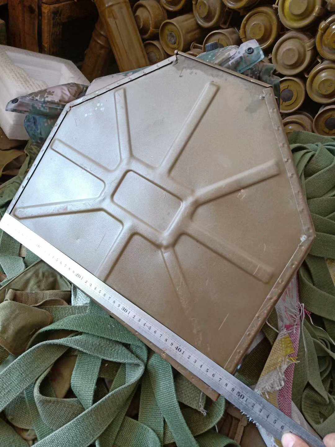 Military Memes Troop Decommissioning 14 5 Boxes Collection Five Gold Tool Boxes Trapezoidal Debris Subject Decorative boxes