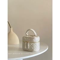 Бежевый, большой