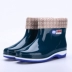 Cộng với giày đi mưa nhung nữ ống ngắn đi mưa giày chống nước nữ Rainshoes