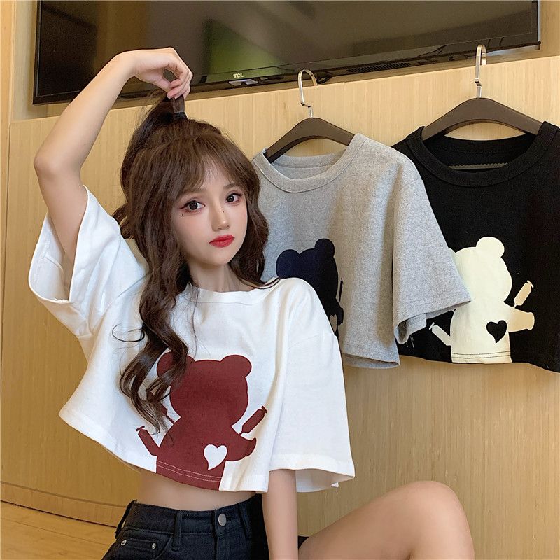 Sweet and Spicy Bear Print White Short-Sleeved T-Shirt for Women, Summer Loose Design, Niche Style, High-Waisted Crop Top