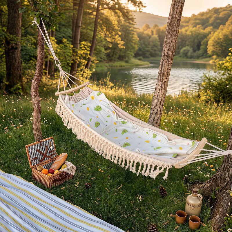 Tassel Hammock for Outdoor Picnics, Spring Outings, Anti-Rollover Camping Leisure Hanging Chair, Photo Prop, Ambiance-Enhancing Photography Tool