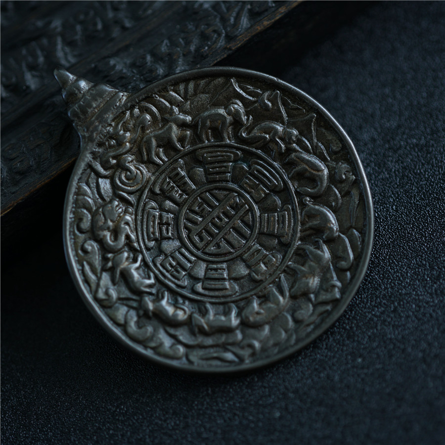 New 58mm large cold iron material Nine House Gossip card large size nine house waist pack hanging parts