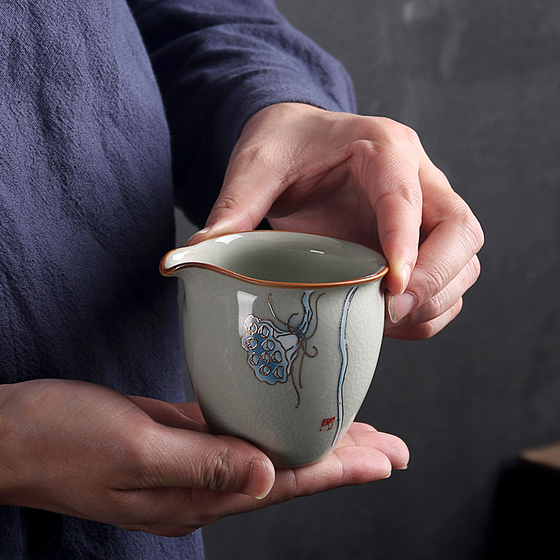 The Quiet Life Ru Porcelain Large Justice Cup Ru Kiln Open Sheet Ice Cracked Public Cup Tea Sea Sub-Tea Instrumental Kongfu Tea With Ceramics