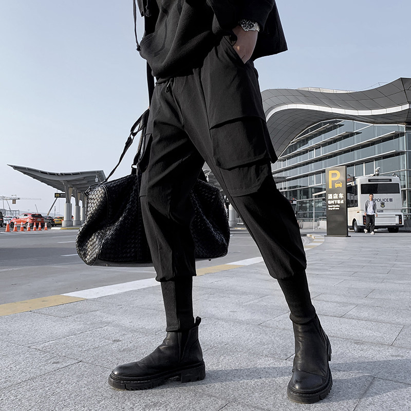 2021 New plus velvet pants men's handcuffed feet overalls autumn and winter Korean trend black padded casual trousers