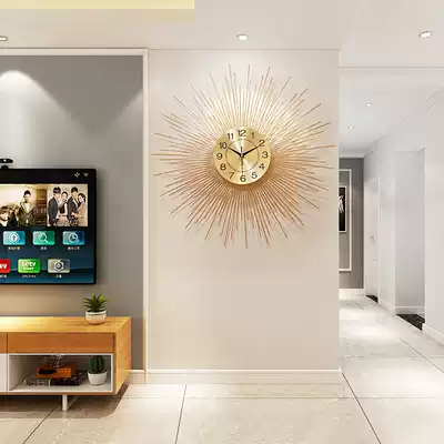 Light luxury clock wall clock home living room wall watch creative Nordic fashion silent simple personality Art decorative clock