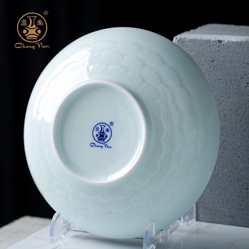 Chang south of jingdezhen ceramic bowl set home dishes Chinese dishes contracted plate shadow carving dishes