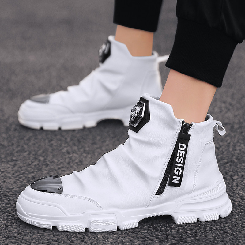 2022 new summer men sports casual workwear shoes 100 hitchhiking shoes Martin boots work casual leather shoes