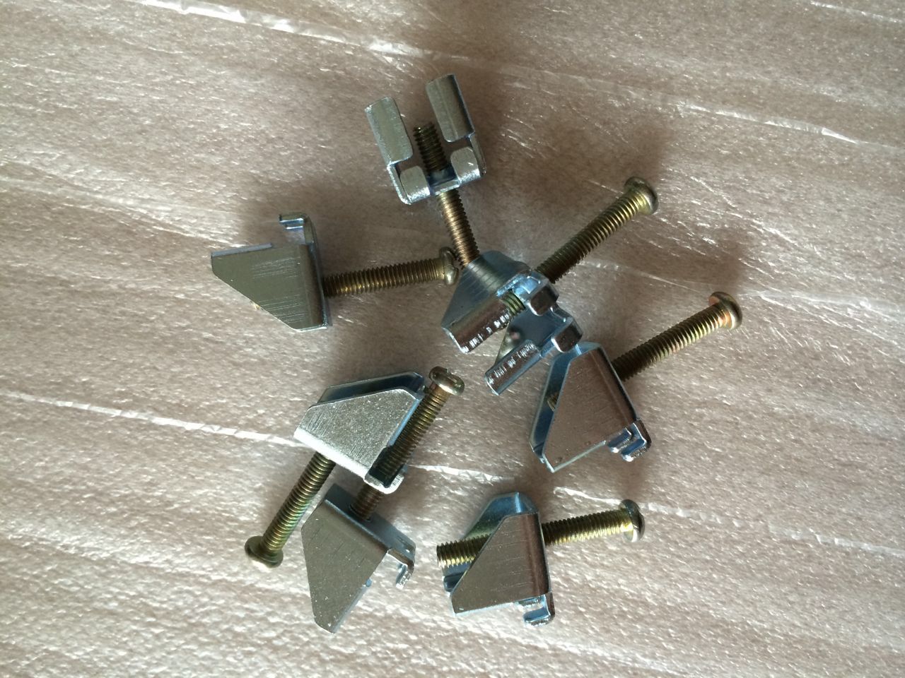 Industrial Industrial Industrial control computer monitor all-in-one machine dedicated embedded buckle hook bracket accessories fixed