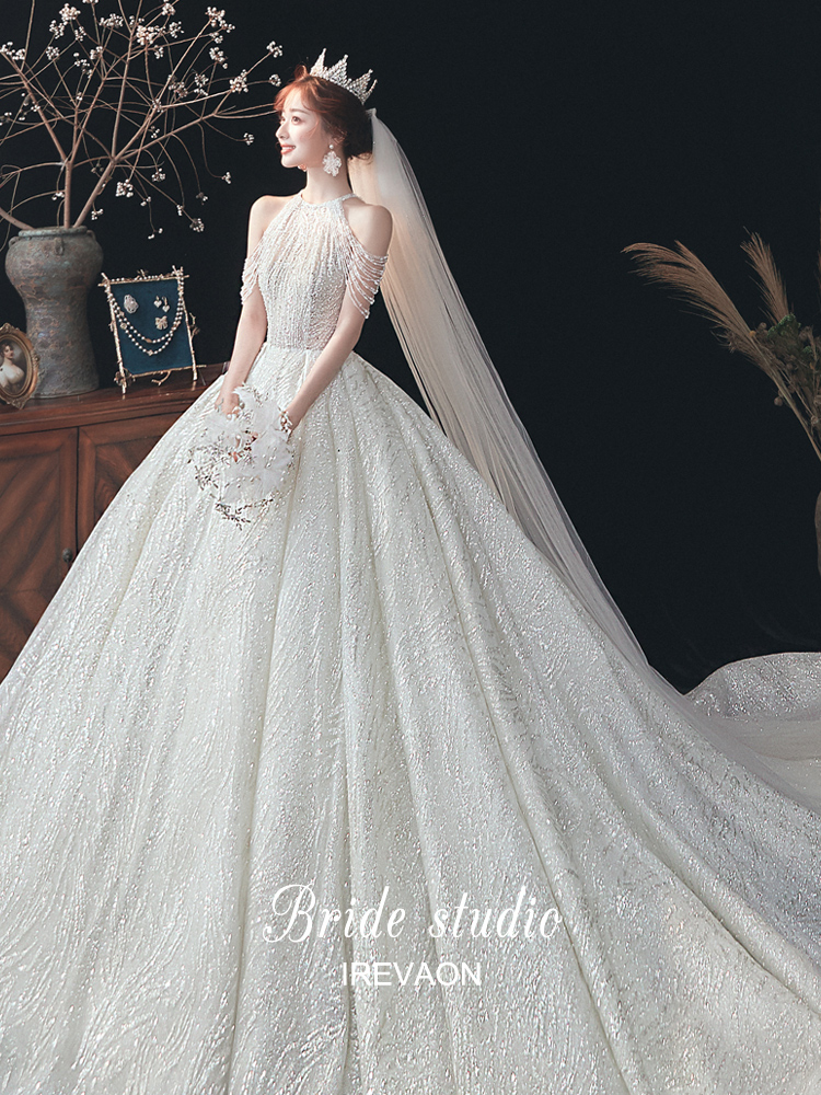 Ian (Wei Ai)senior main wedding dress big tail luxury 202021 new bridal temperament princess style