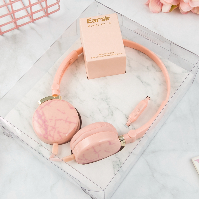 Head-mounted ear protection large headset with wheat music game literature and art ins wind student mobile phone notebook universal headset