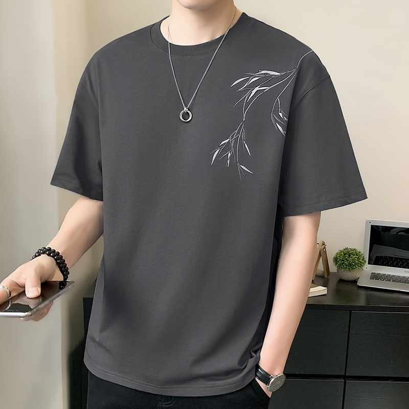 New Chinese-Style National Embroidery Short-Sleeve T-Shirt for Men, Summer 2026 New Loose Ice Silk Half-Sleeve Men's Regular Shoulder T-Shirt New Chinese-Style National Embroidery Short-Sleeve T-Shirt for Men, Summer 2026 New Loose Ice Silk Half-Sleeve Men's Regular Shoulder T-Shirt