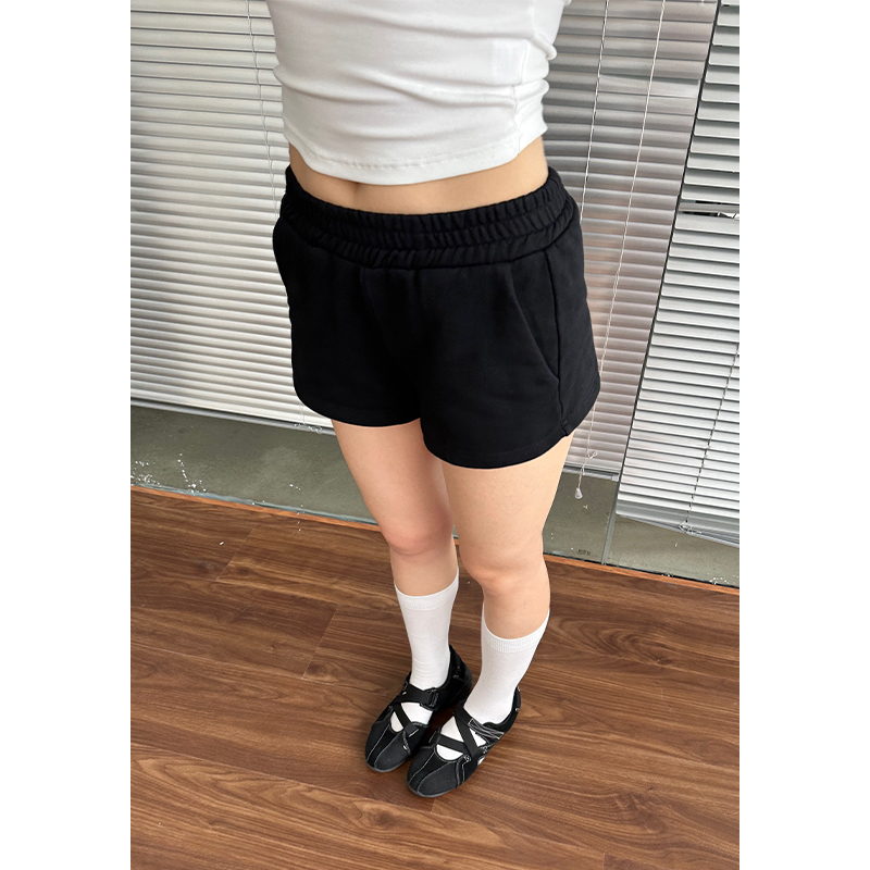 Girlsfood Black Elastic Waist Shorts, New Autumn Wide-Leg Sports Versatile Slimming Casual Pants for Women Girlsfood Black Elastic Waist Shorts, New Autumn Wide-Leg Sports Versatile Slimming Casual Pants for Women