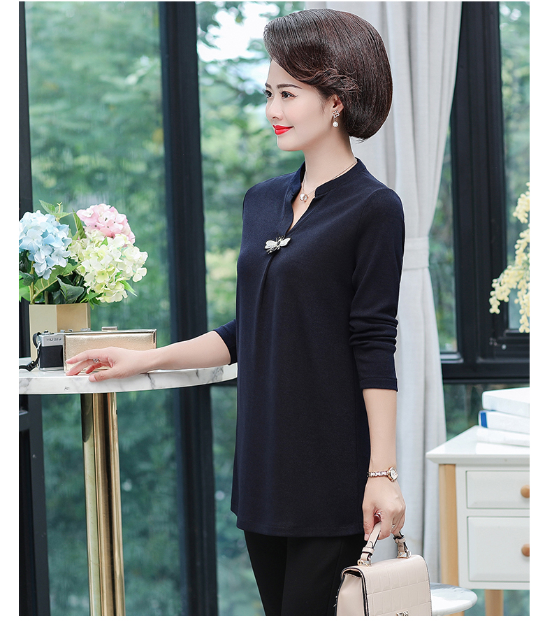 Áo sơ mi dài tay mùa xuân và mùa thu mới cho mẹ 2019 Áo sơ mi cổ chữ V 40-50 tuổi ở giữa áo sơ mi nữ trung niên cũ - Quần áo của mẹ đồ bộ mặc nhà cho người trung niên