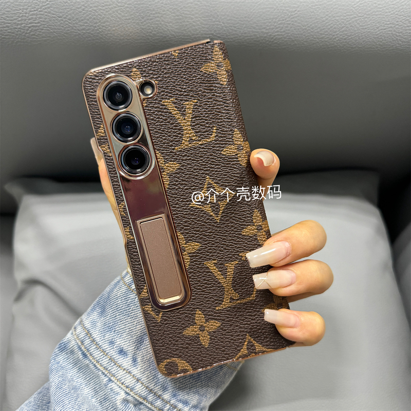 Suitable for Samsung Zfold7 Trendy Phone Case, Fold6 Gold-Plated Hinge Protective Case, W25/24 High-End Luxury Patterned Personalized Full-Cover Anti-Drop Case, Fold4/3 Stylish Ultra-Thin Shell