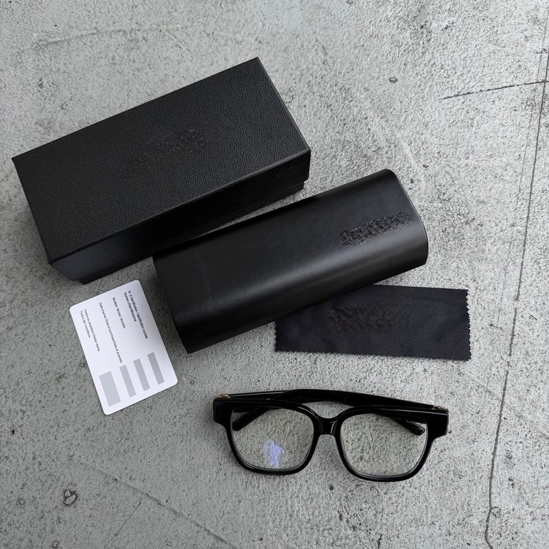 24Ss Classic Black Gold Logo Black Frame Square Eyeglass Frame Plain Lens Ultra-Light Unisex Trendy Prescription Frame 24Ss Classic Black Gold Logo Black Frame Square Eyeglass Frame Plain Lens Ultra-Light Unisex Trendy Prescription Frame