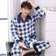 Mùa thu chăn pyjama nam phần mỏng cotton không khí lửng dịch vụ nhà mùa đông ba lớp mỏng cotton ve áo kích thước lớn dịch vụ nhà bộ đồ đôi mùa đông nam nữ