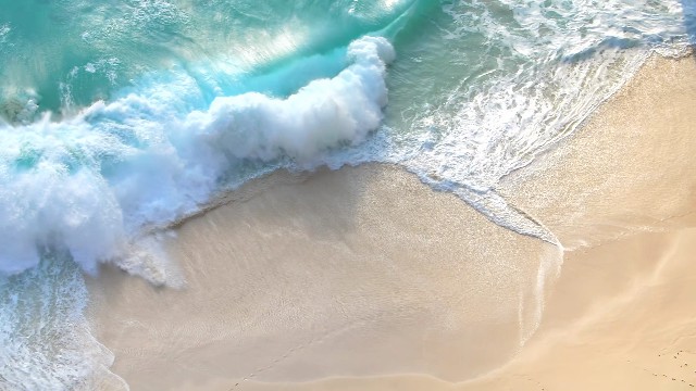 【实拍视频】海浪拍击热带海滩-PoseAe