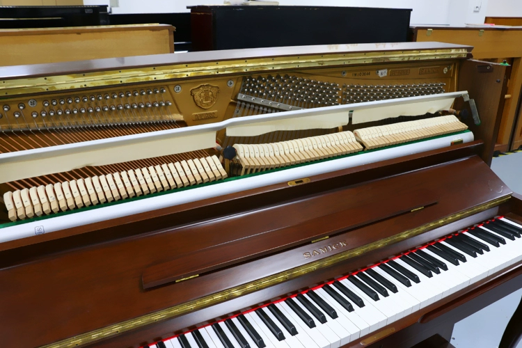 Hàn Quốc nhập khẩu đàn piano đã qua sử dụng Sanyi SU-118WS cho người mới bắt đầu học tại nhà học sinh chấm điểm nhạc cụ chơi dọc - dương cầm piano co