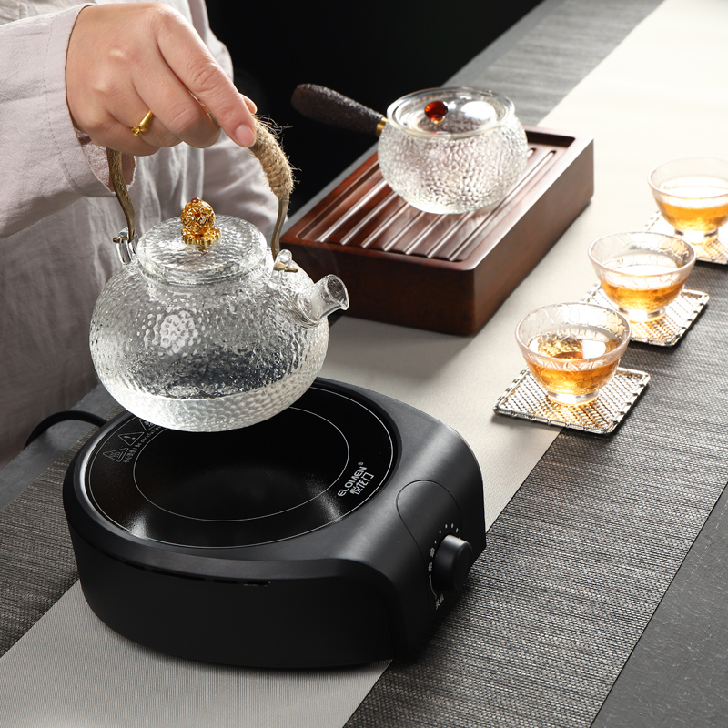 The Mini electric TaoLu tea stove.mute small iron pot of boiled tea glass furnace with Japanese tea induction cooker light waves