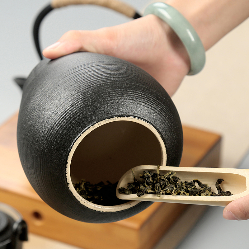 Restoring ancient ways is young, black pottery pot of pu 'er tea seal pot large coarse pottery wake the can of purple sand tea pot ceramic tea storehouse