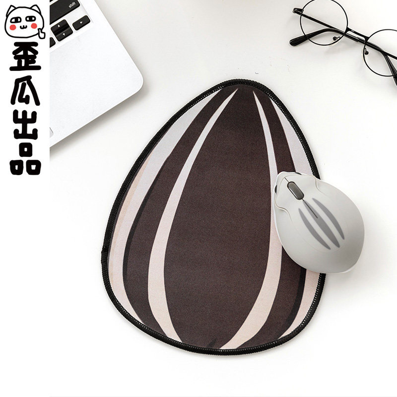Crooked Melon Produced Hamster Melon Seed Mouse Pad Super cute with the same style of anime peripherals with wireless mouse