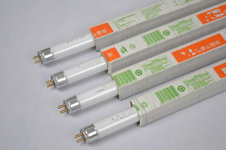 Foshan T5 lamp T4 tricolor fluorescent tube G14T5 865 lamp 14w8w12w16w221w228w