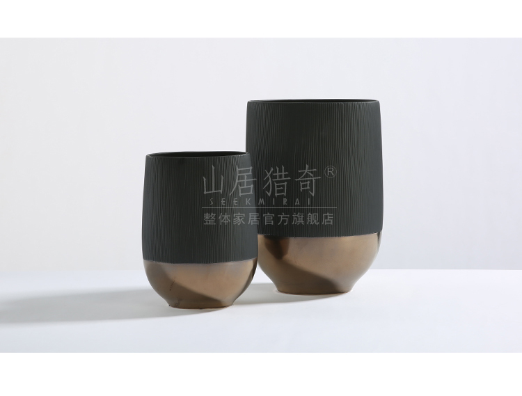 Ceramic dry flower vase is placed large I and contracted household adornment living room TV cabinet type flower arranging flowers