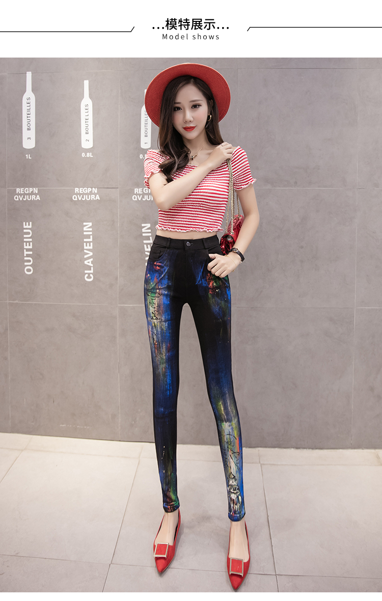 Quần jean skinny đen co giãn thời trang cộng với nhung dày vẽ graffiti Hàng hóa châu Âu chân quần quần chân váy bò