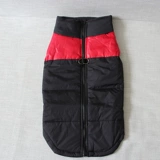 Веселая собачья одежда зима большая собака само золотисто -ретривер увы