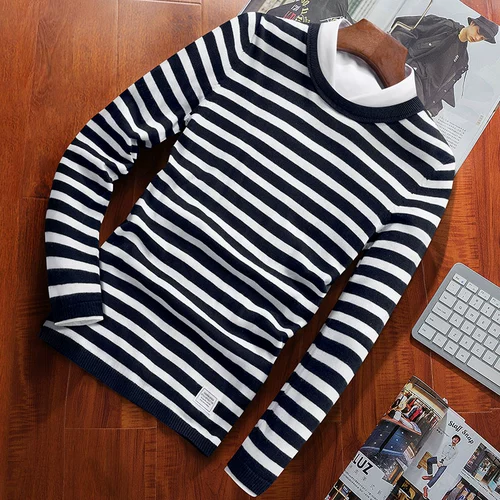 Демисезонный трикотажный трендовый утепленный удерживающий тепло свитер, 2022