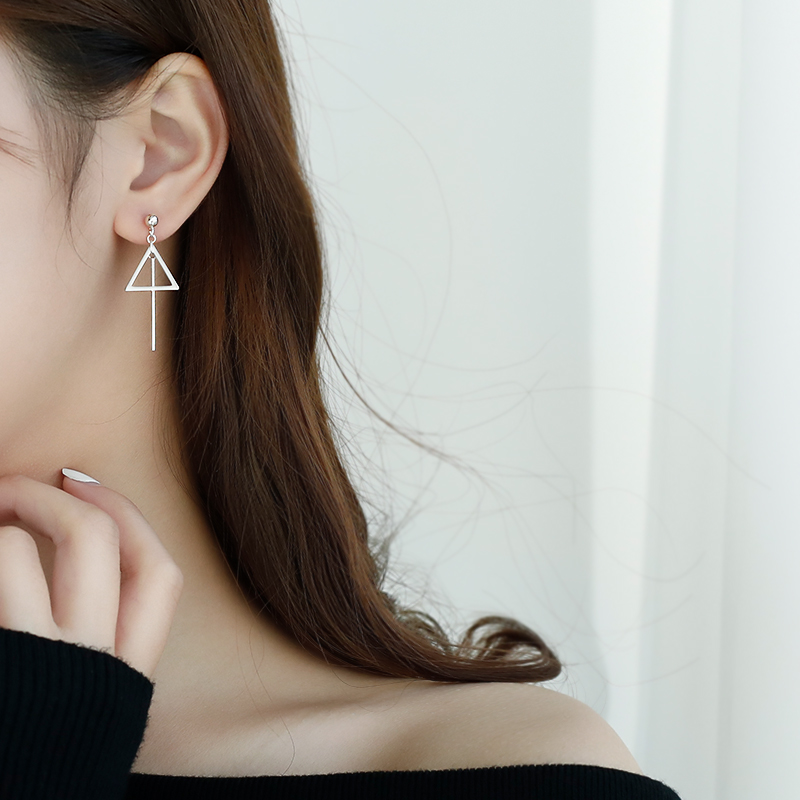 925 Pure Silver Geometric Graphic Earrings Woman Temperament Brief Prismatic Ear Pendant Rhomboid Asymmetrical Ear Needle Triangle Ear Pendant