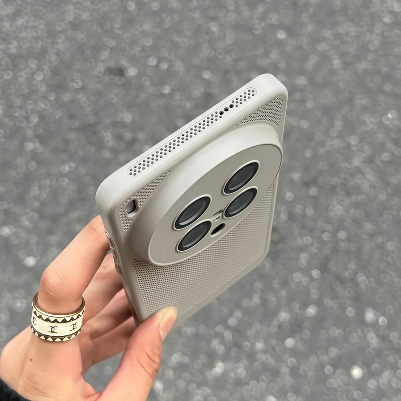 Titanium Gray Heat-Dissipating Honeycomb Mesh Hollow Shell Suitable for A52 Samsung S26Ultra/S25+ Phone Case S24/S23/S22 Full-Cover Lens Film A53 Matte S20Fe Anti-Drop S21 Anti-Sweat