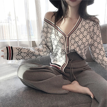 2021 new female fashion spring small man high foreign atmosphere light mature temperament goddess retro port style two-piece set