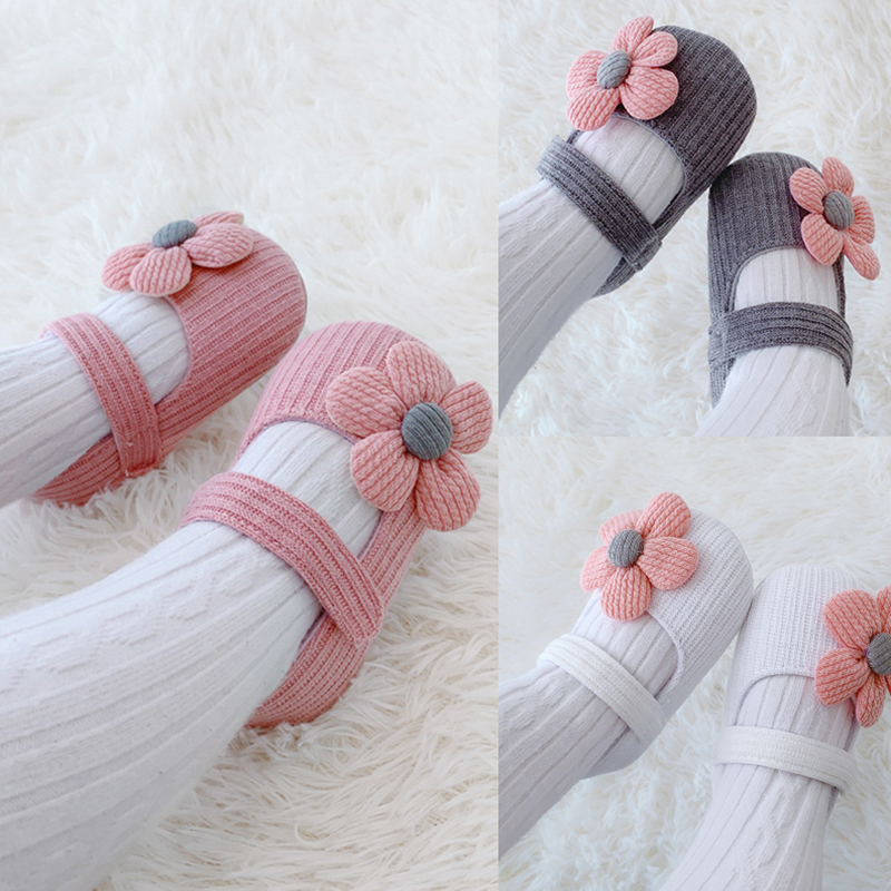 The first baby walking shoes 0 - 1 year old soft sole girl baby shoes to shoe anti - skid shoes for 5 689 months