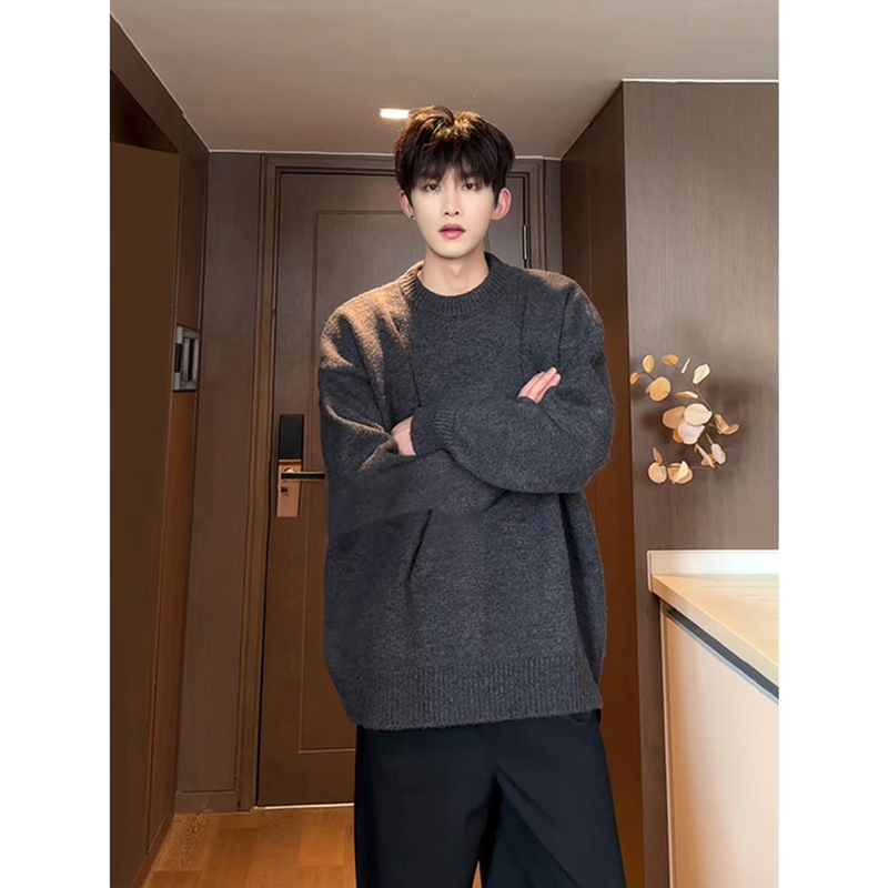 Winter Dark Gray American Retro Sweater for Men, Round Neck Long-Sleeved Knitwear, High-End Lazy Style Base Coat