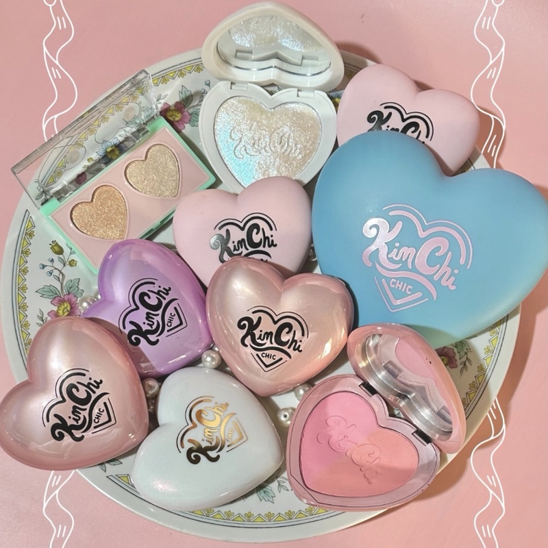 In-Stock American Kimchi High-Gloss Highlighter Baked Powder Blush Heart-Shaped Polarized with Extra Sparkle so Beautiful! In-Stock American Kimchi High-Gloss Highlighter Baked Powder Blush Heart-Shaped Polarized with Extra Sparkle so Beautiful!