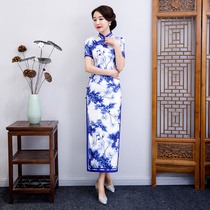 Improved blue and white porcelain cheongsam young girl 2021 New Style students new cheongsam dress long