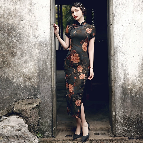 Ципао, светлый стиль, 2025 года, китайский стиль