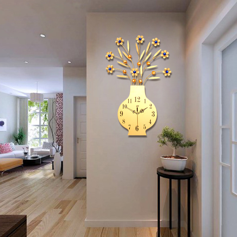 Creative living room wall clock European style fashion wall clock modern simple watch art clock Bedroom mute personality decoration