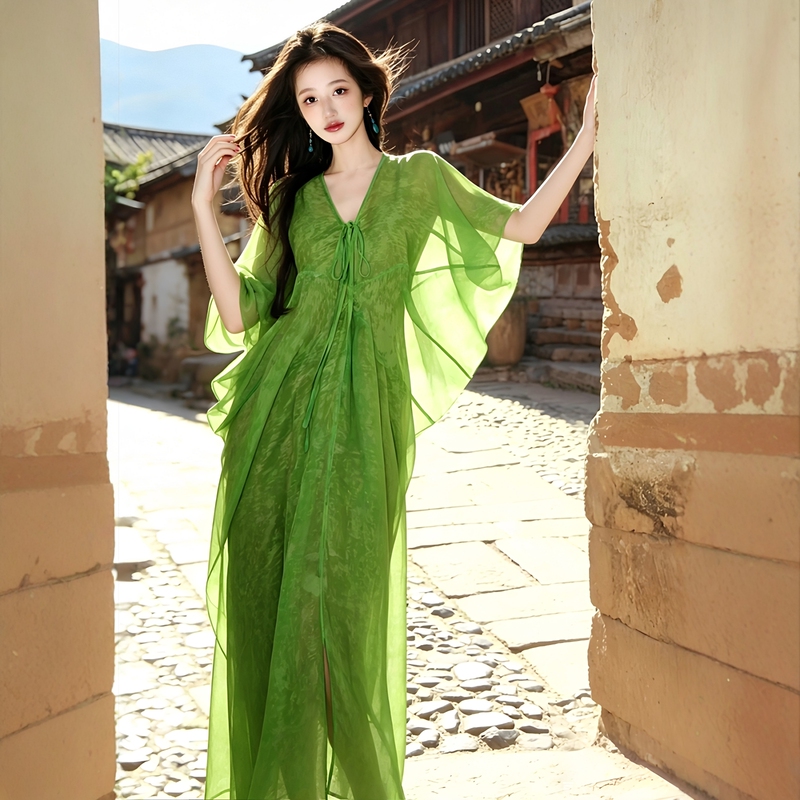 Stunning and Unique Green Chiffon Dress 2026, Very Beautiful and Distinctive, Perfect for Seaside Vacations and Beach Wear