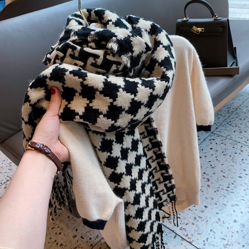 Hong Kong BNG Cashmere Scarf Woman Winter 2023 New Warm Superior Sense Thickened Double-sided Knit Plaid Shawl-Taobao